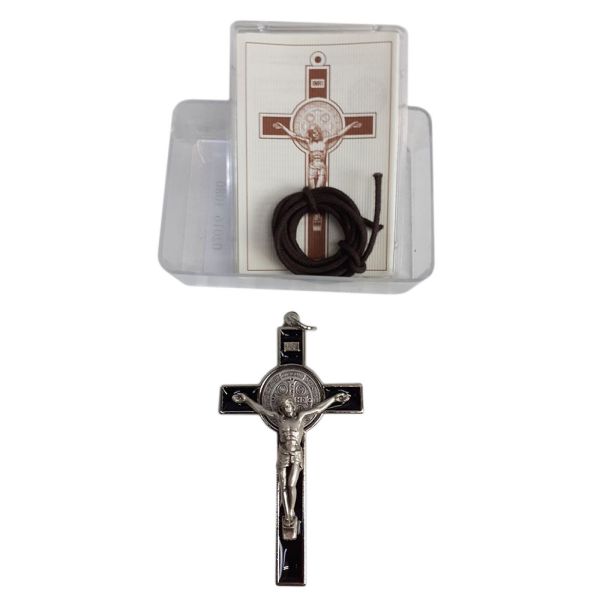 Krzyż wiszący metalowy św.Benedykta + rzemyk CZARNY w pudełku h7cm - 02016