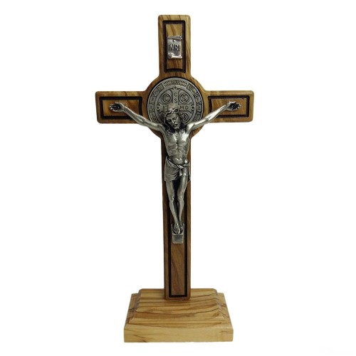 Krzyż stojący drewniany h21cm jasny  Św. Benedykt Z DRZEWA OLIWNEGO - 62612