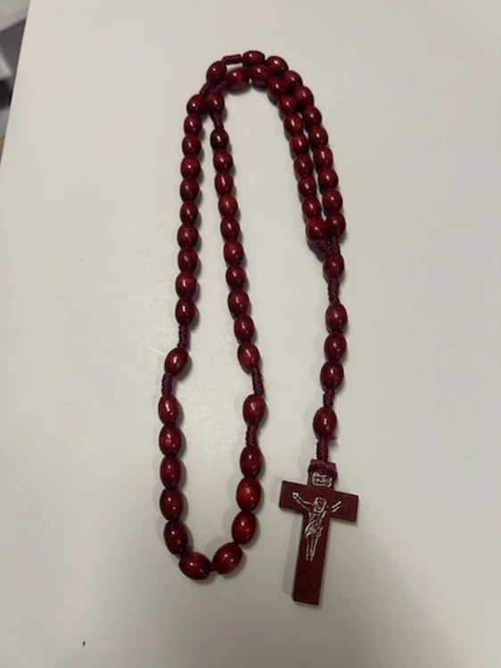 Różaniec drewniany na sznurku owal BORDOWY (8.5mm) - 69263 5902983919537