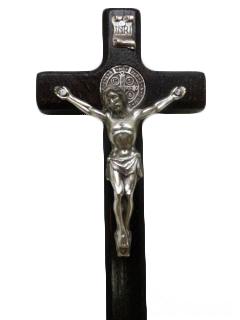 Krzyż wiszący drewniany h11cm Św. Benedykt  WENGE - 49539